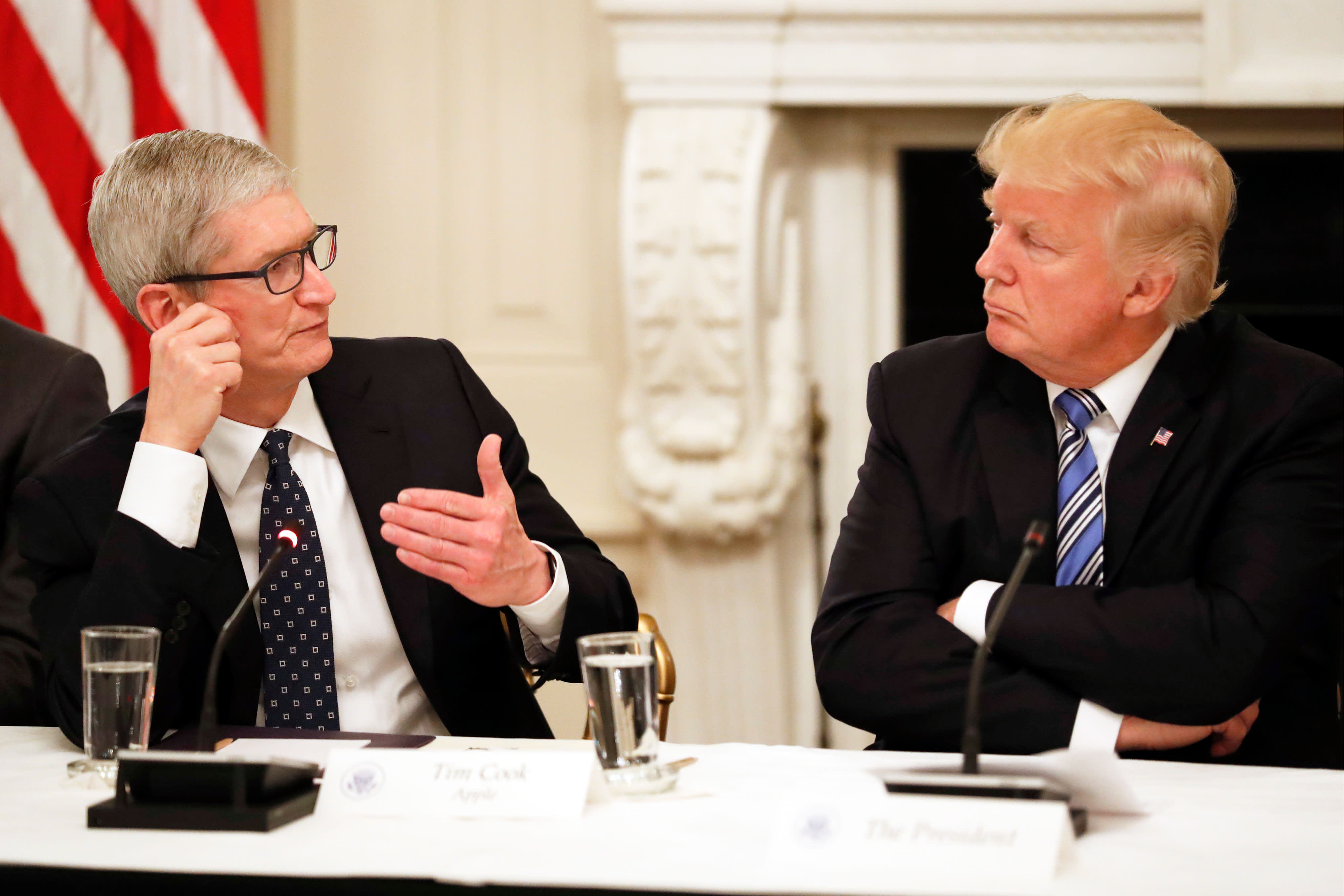 A Apple diz que não sabia que o DOJ estava pedindo dados dos democratas