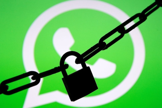 WhatsApp-Logo-Bild zur Darstellung verwendet. (Bild: Reuters/Dado Ruvic)