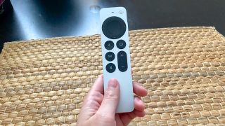 Apple TV 4K (2021) neue Siri-Fernbedienung