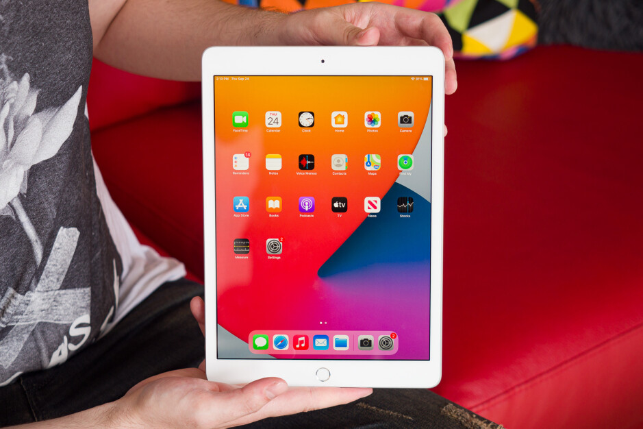 Como era de esperar, el iPad 8 ha sido la tableta más vendida de la compañía en India. El iPad 8 es la tableta más barata de Apple.-Ventas de Apple en India se disparó en el primer trimestre gracias a la tienda en línea