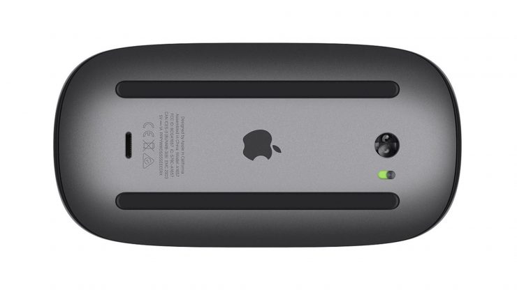 Apple n'a pas changé l'emplacement du port de charge inférieur de la Magic Mouse avec le nouveau dévoilement de l'iMac M1