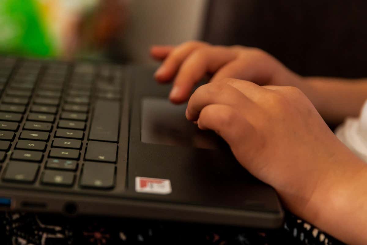 Comment activer et désactiver le pavé tactile sur les Chromebooks FR Atsit