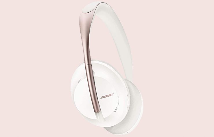 Simpan banyak pada headphone Bose 700 untuk Hari Perdana 2021