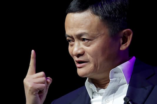 File di foto del fondatore di Alibaba, Jack Ma. (Immagine: Reuters)