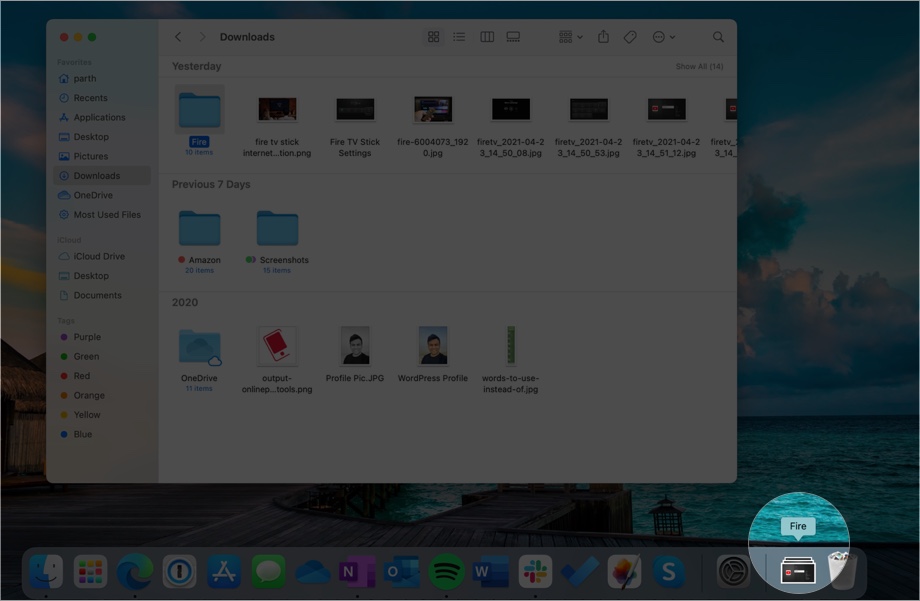 Fare clic per visualizzare e accedere a tutti i file dal menu Dock del Mac