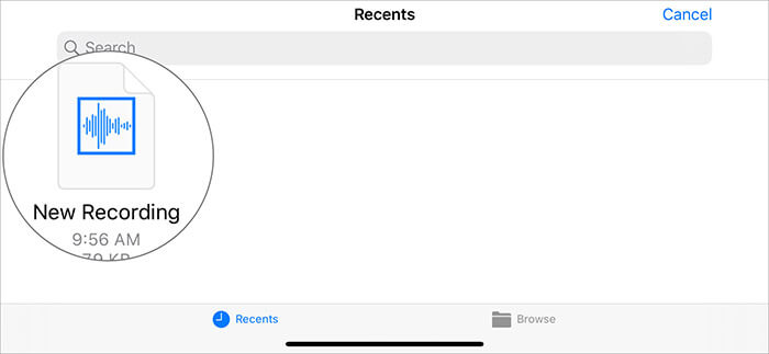 Tocca la clip vocale e tocca e tieni premuto il memo vocale nell'app GarageBand