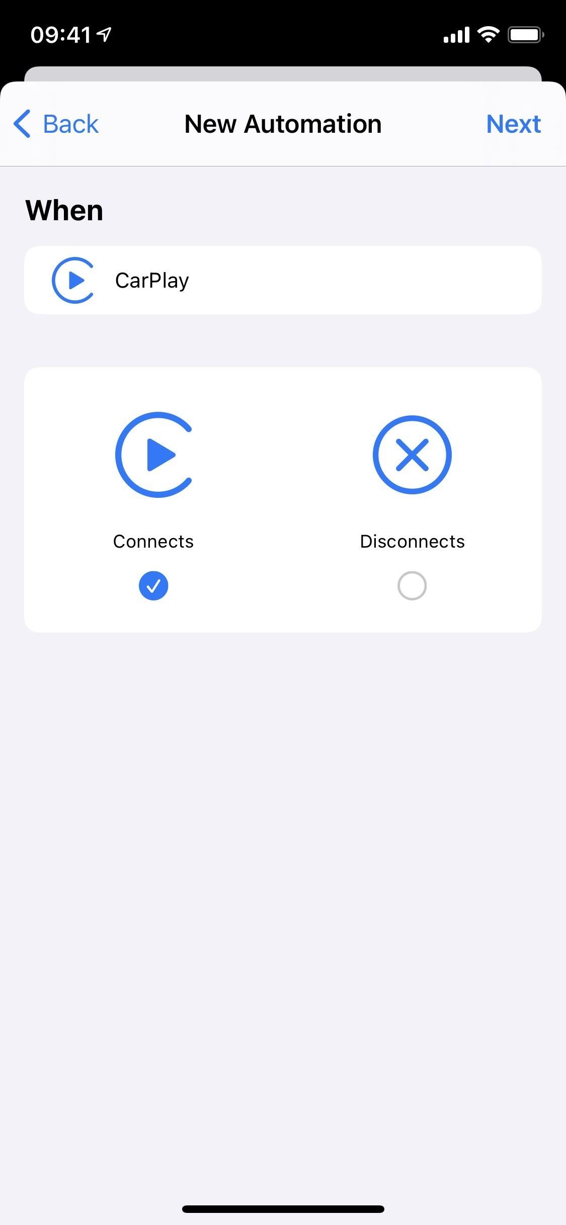 Riproduzione automatica di nuovi episodi di podcast su iPhone quando si collegano le cuffie, si inizia un viaggio, si tocca un tag NFC e altro