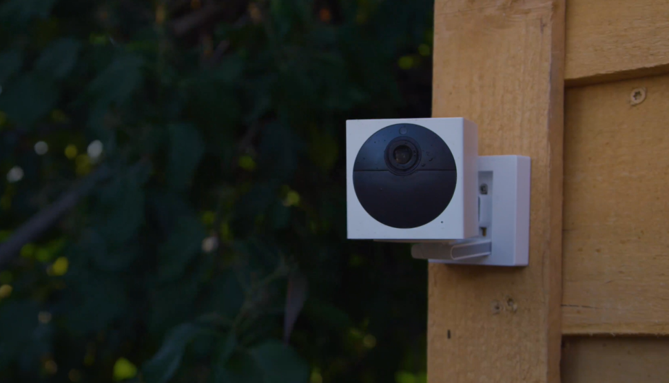 Blink Outdoor vs Wyze Cam Outdoor 2