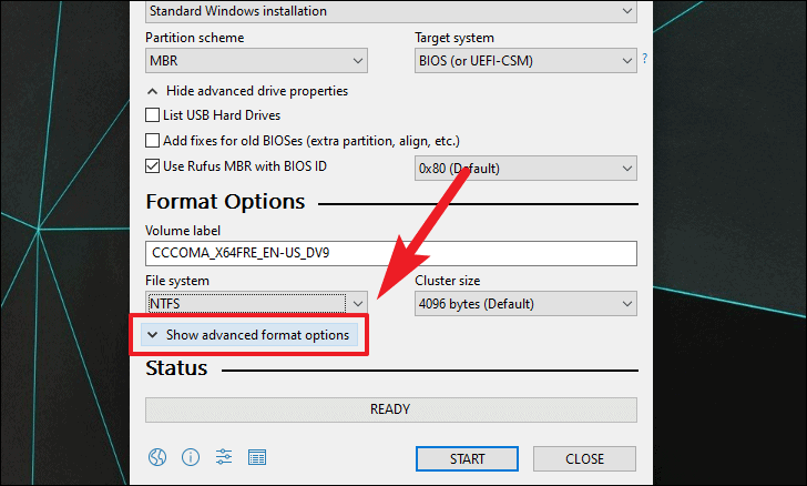 mostra opzioni di formattazione avanzate per creare un'unità USB di Windows 11