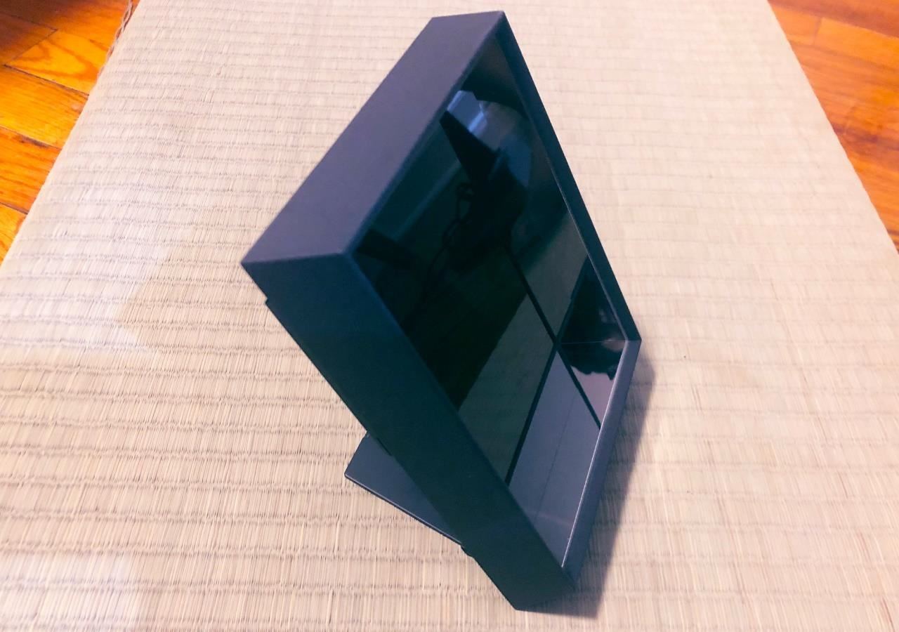 Looking Glass Portrait — Unboxing del primo display olografico mainstream