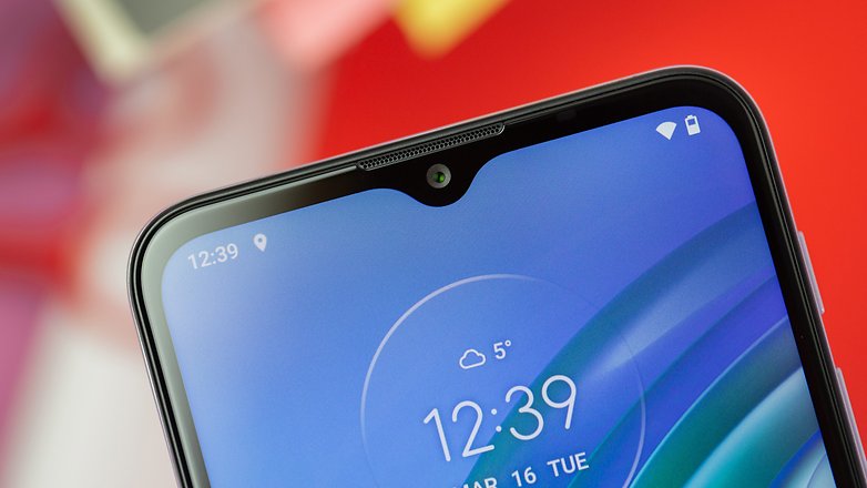 Fotocamera anteriore NextPit Motorola Moto G10