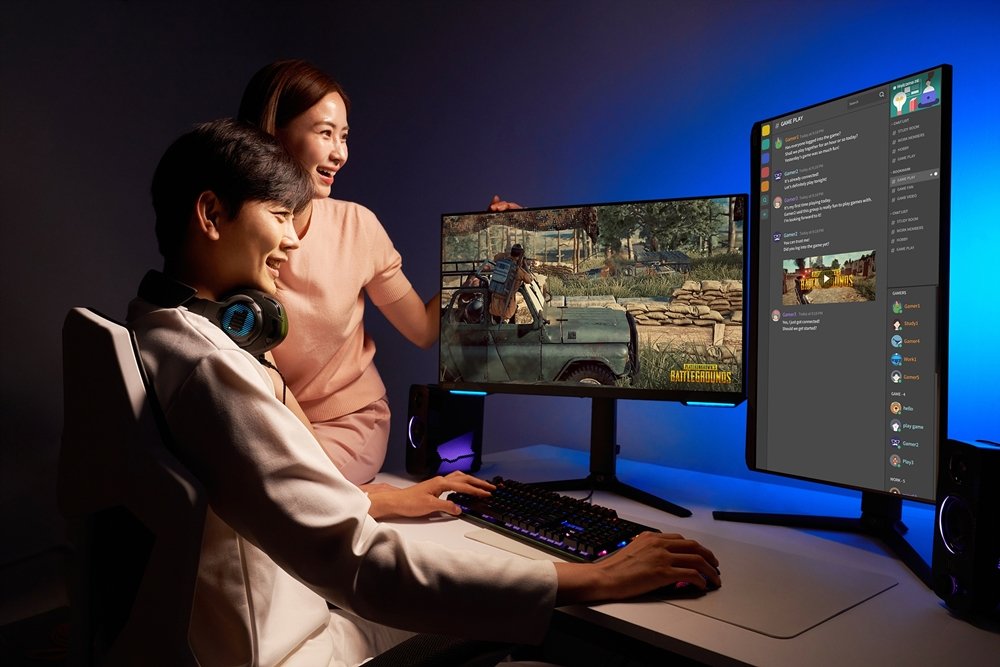 Samsung Odyssey G7 Gaming Dual Monitor Corea del Sud