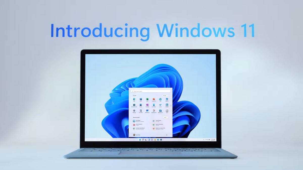 Un laptop con Windows 11