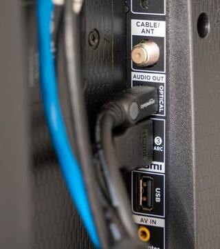 hdmi-cable-port