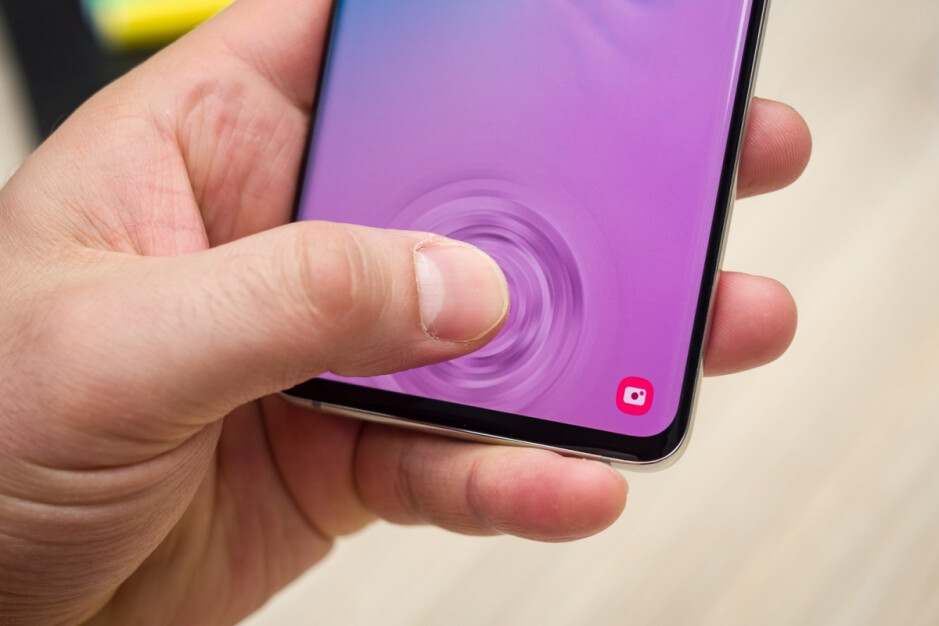 ディスプレイ内の指紋認識は非常に長い間Android携帯で行われてきました-AppleのiPhone14シリーズ、2022 iPhoneSEに5Gが付属する画面下のTouchID