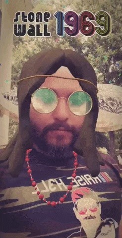 ARスナップショット: プライド月間を祝うこれらの Snapchat 拡張現実レンズ