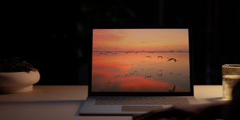 Microsoft Surface Laptop4に最適なアクセサリ