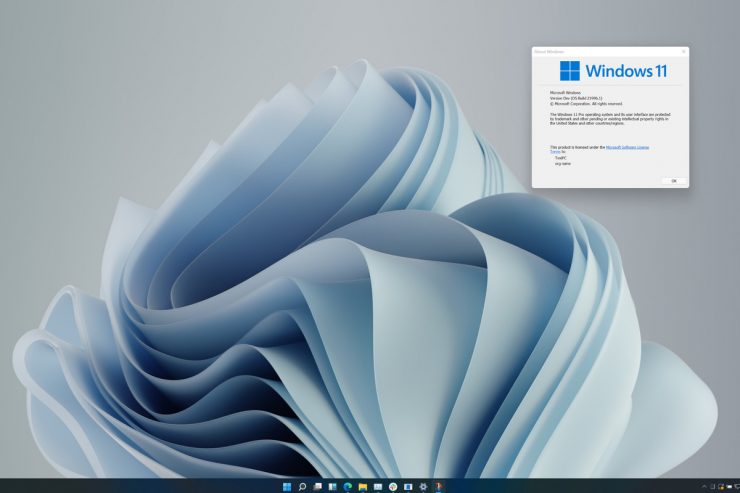 Windows 11 Chat App