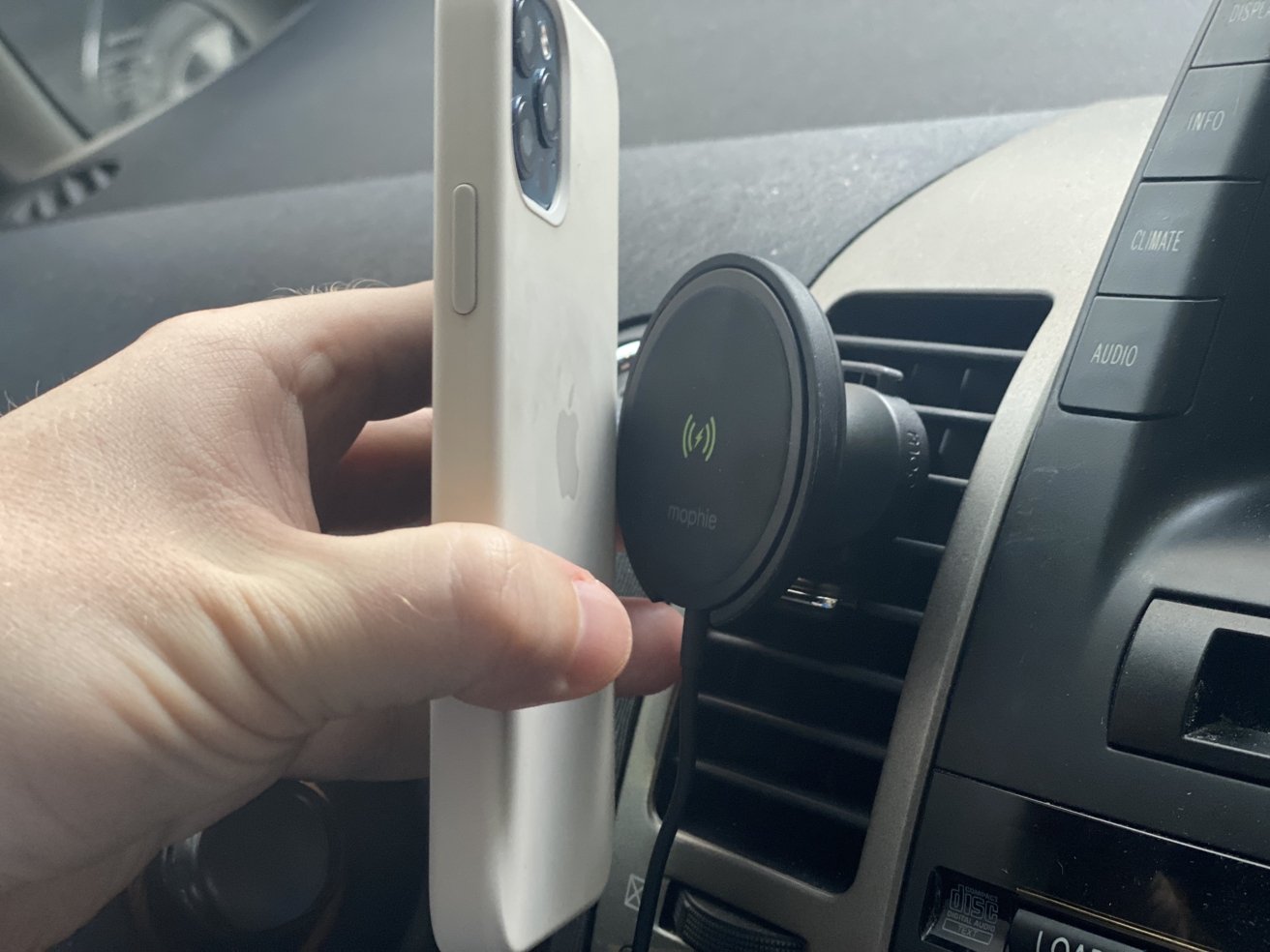 Mophie Snap ワイヤレスベントマウントレビュー 良いiphone車の充電器ですが Magsafe Ja Atsit