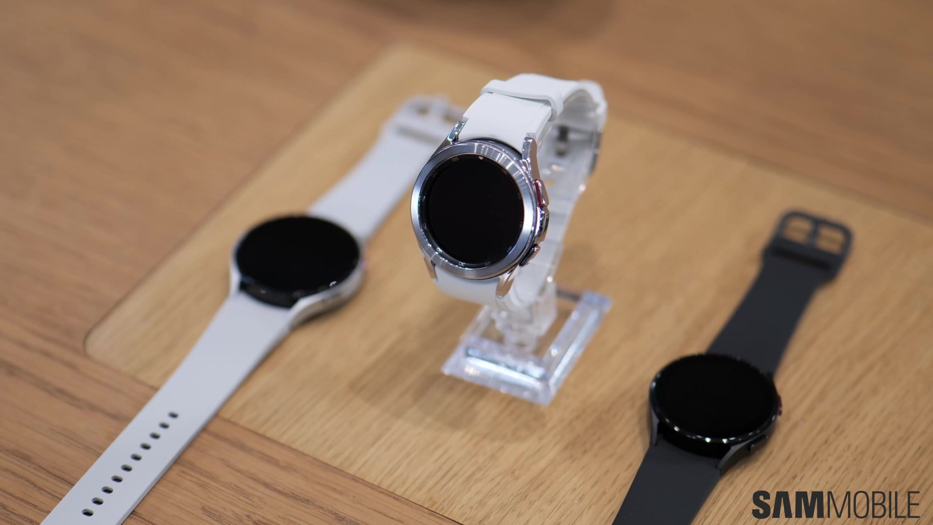 Galaxy Watch4とgalaxywatch Active Samsungが物事を揺るがす Ja Atsit