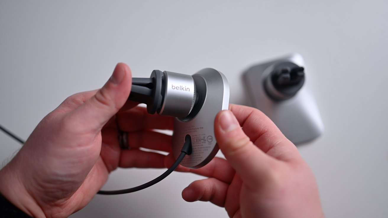 Recenze bezdr tov nab je ka do auta belkin boostcharge pro s magsafe