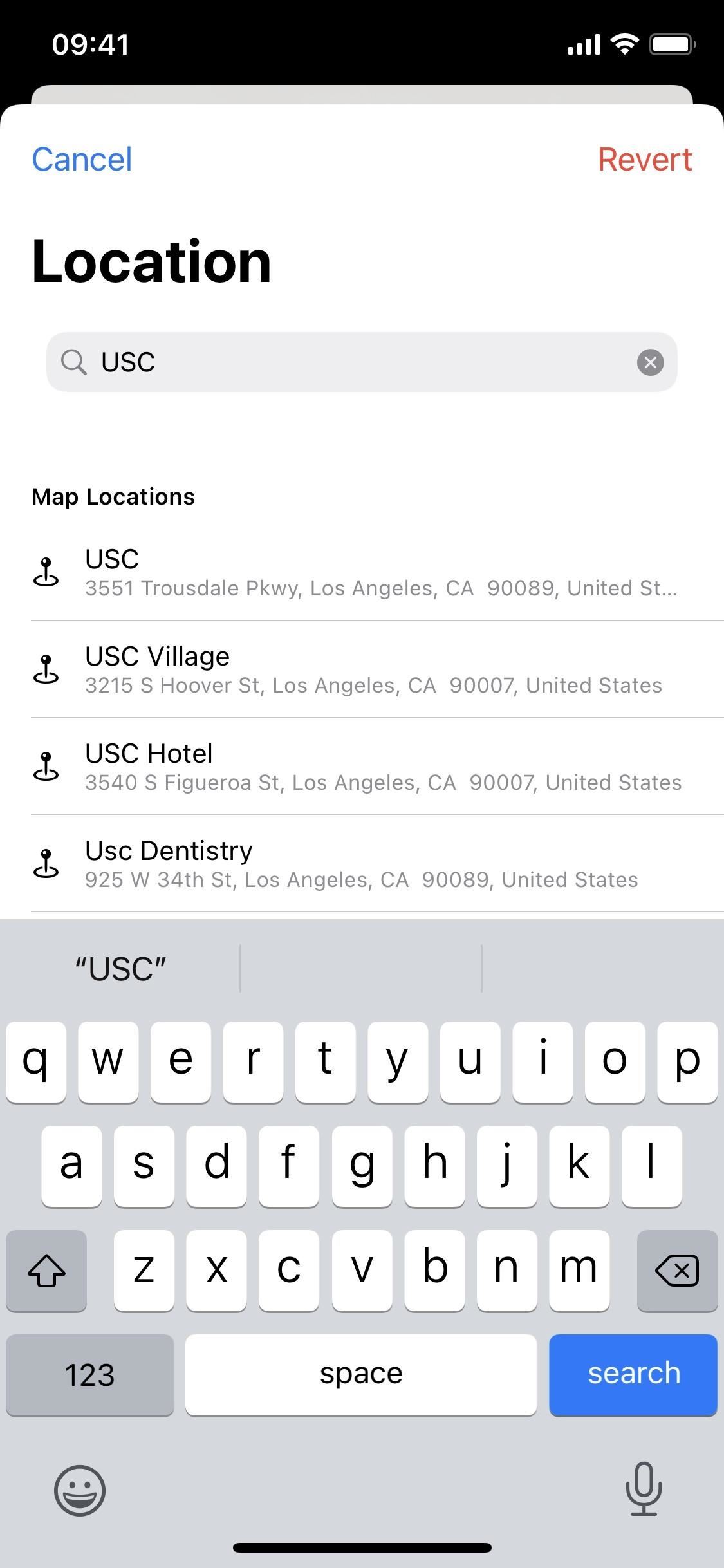 iOS 15 maakt het heel eenvoudig om de locatie en datum/tijd voor elke foto of video te wijzigen