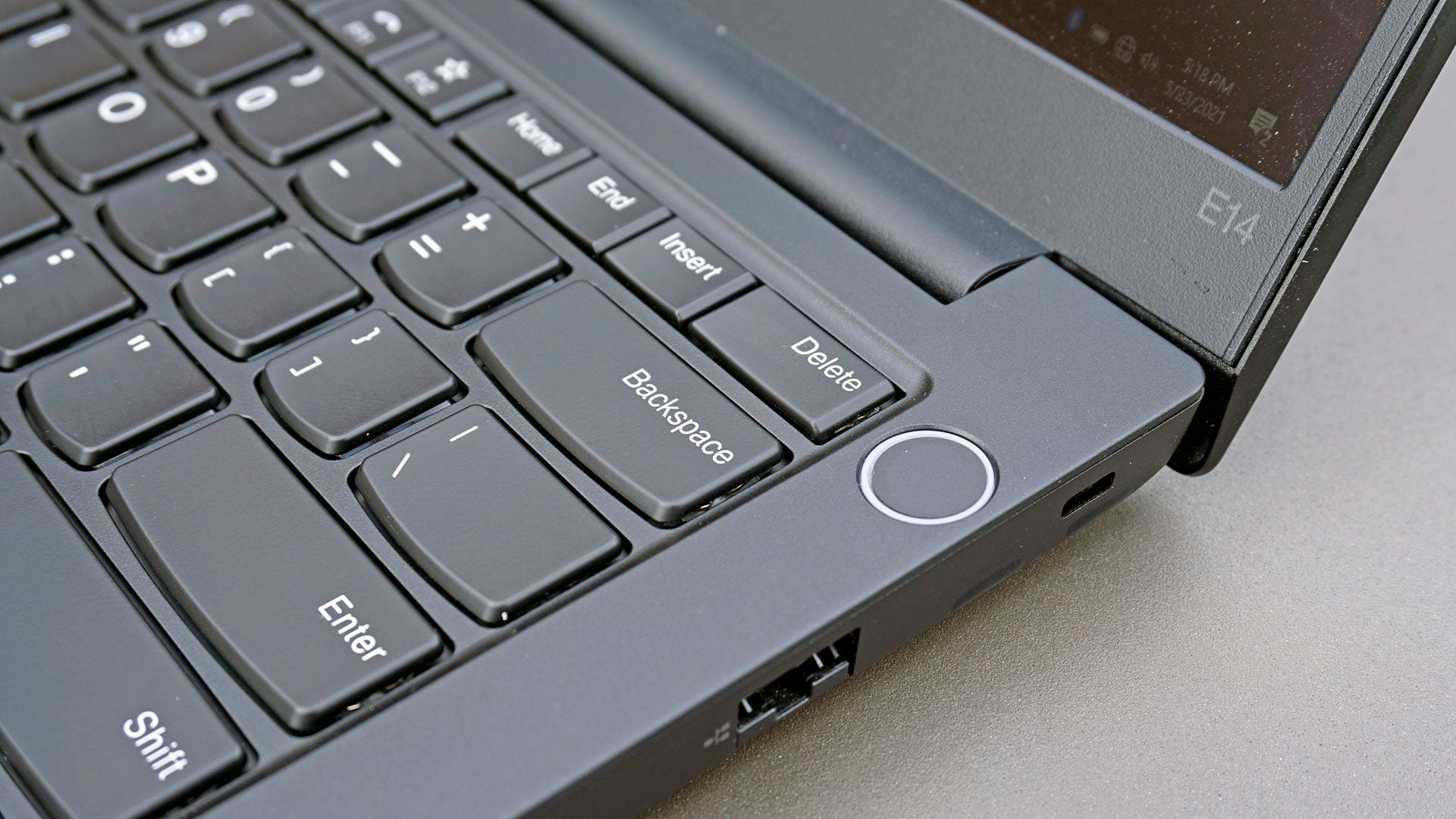 ThinkPad E14 aan-uitknop