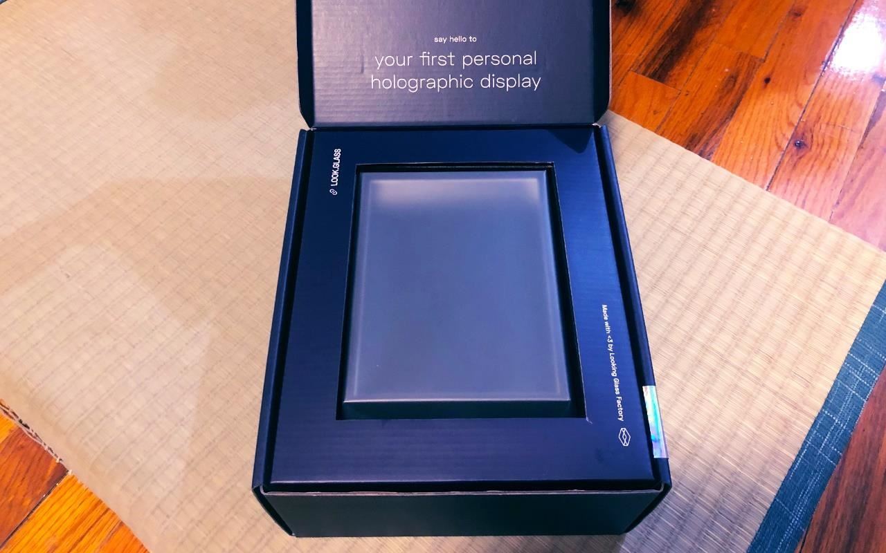 Looking Glass Portrait — Unboxing van de eerste mainstream holografische display