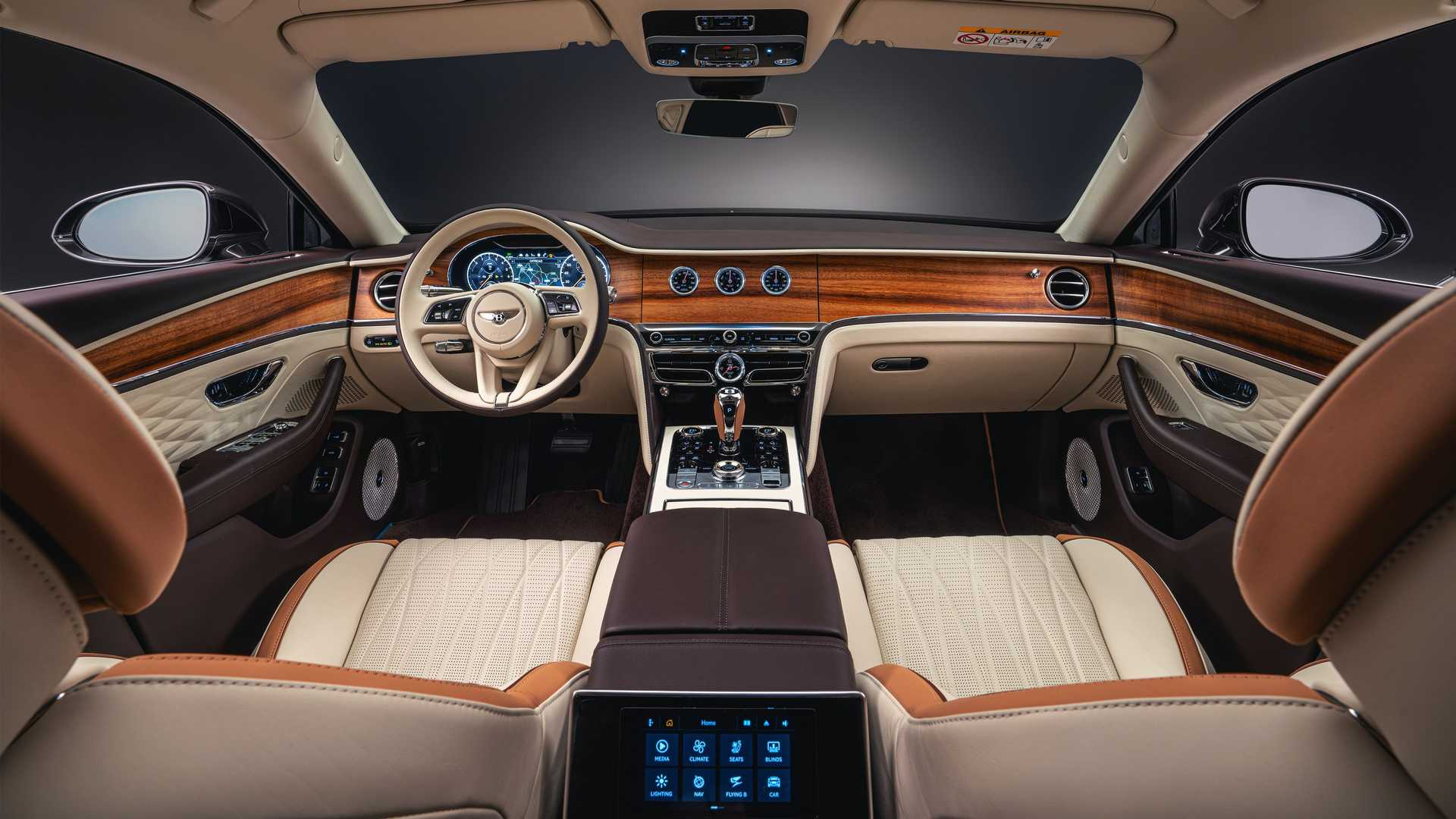 Het interieur van de Bentley Flying Spur PHEV Odyssean Edition.