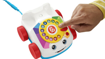 Die speelgoedtelefoon aan een touwtje die je baby had, maakt en neemt nu echte telefoontjes - NL Atsit