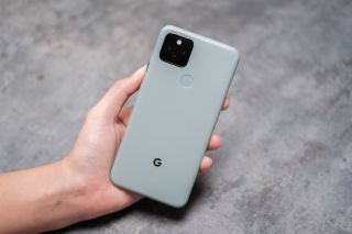 Google Pixel mierzy tętno i oddech