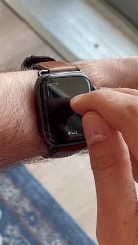 Sekret pisania wielkimi literami na Apple Watch