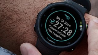 นาฬิกา Garmin ที่ดีที่สุด: ผู้เบิกทาง Garmin 45