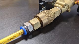 Raspberry Pi ขับเคลื่อน NHL Air Horn