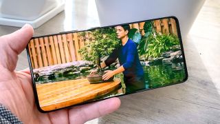 Điện thoại Samsung tốt nhất: Samsung Galaxy S21 Ultra