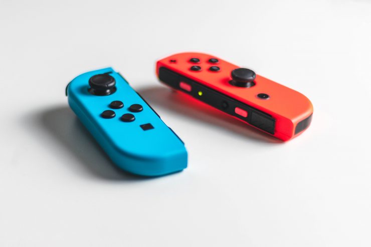 Điện thoại thông minh Galaxy có thể sử dụng Nintendo Switch Joy-Cons để Điều khiển Máy ảnh