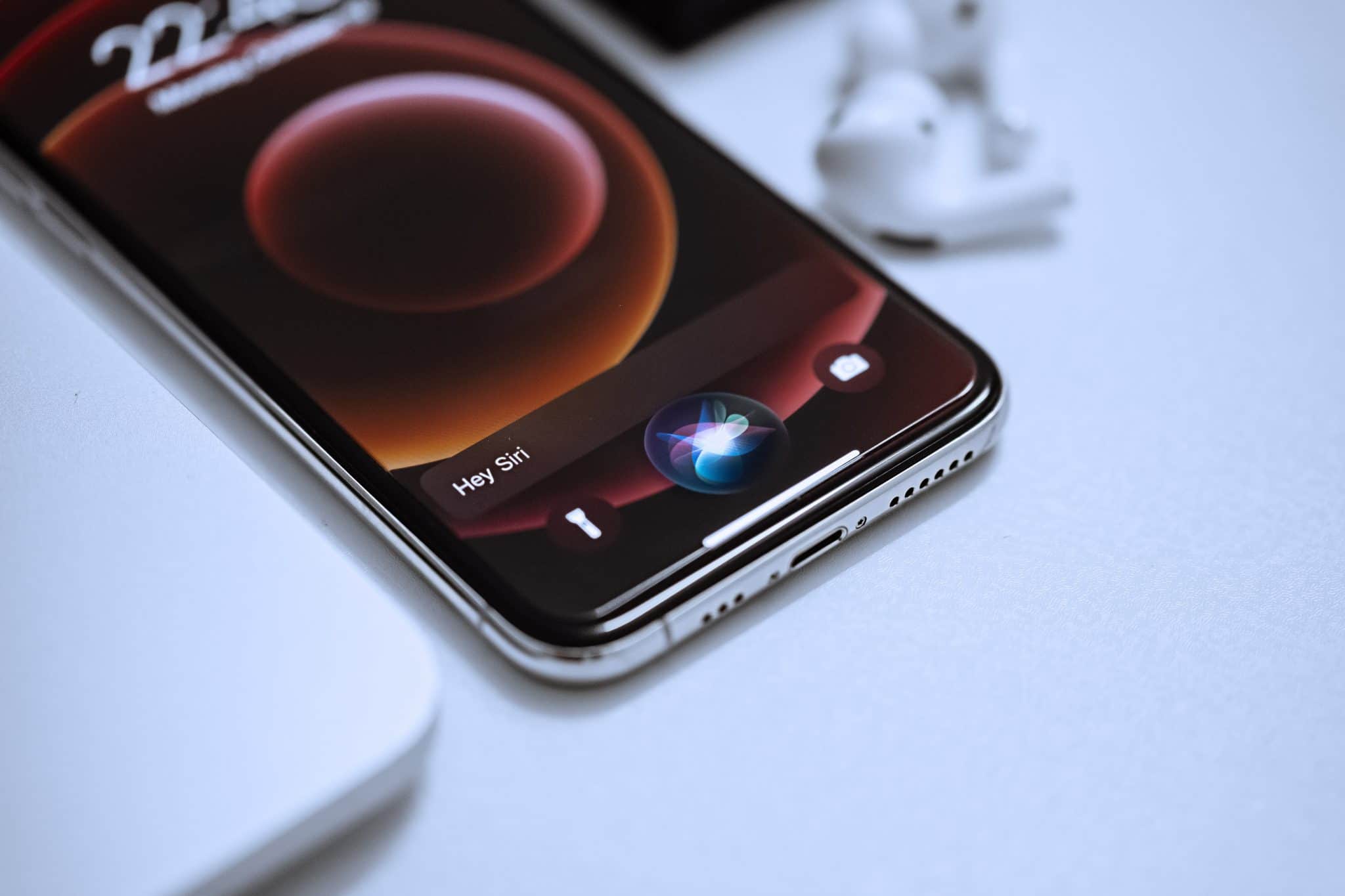 Sử dụng Siri để đặt Trình phát nhạc ưa thích trên iPhone