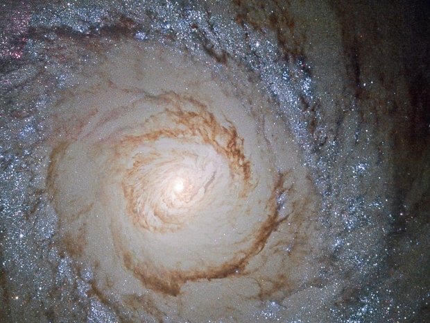 Các hình ảnh hiện tượng trên Hubble cho thấy tại sao NASA đang chiến đấu để giữ cho nó tồn tại 02 | TweakTown.com Hình ảnh hiện tượng qua Hubble cho thấy tại sao NASA chiến đấu để giữ cho nó tồn tại 02 | TweakTown.com