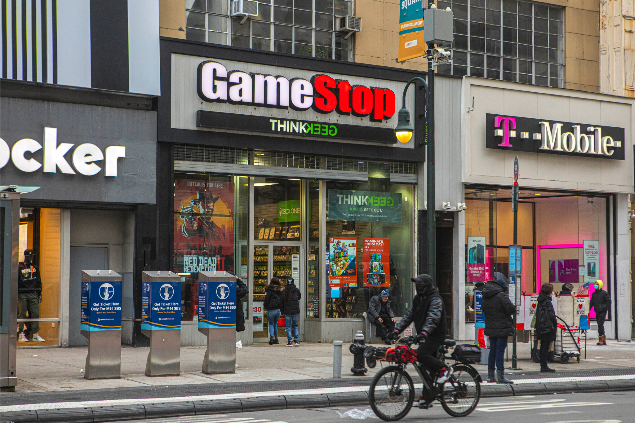 GameStop Short Seller thua lỗ ở mức 6,3 tỷ đô la vào tuần thứ ba của tháng  7 - VI Atsit