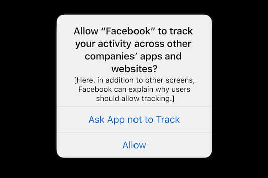 Notificação pop-up que pede aos usuários do iPhone para permitir que o Facebook os rastreie pela Internet.