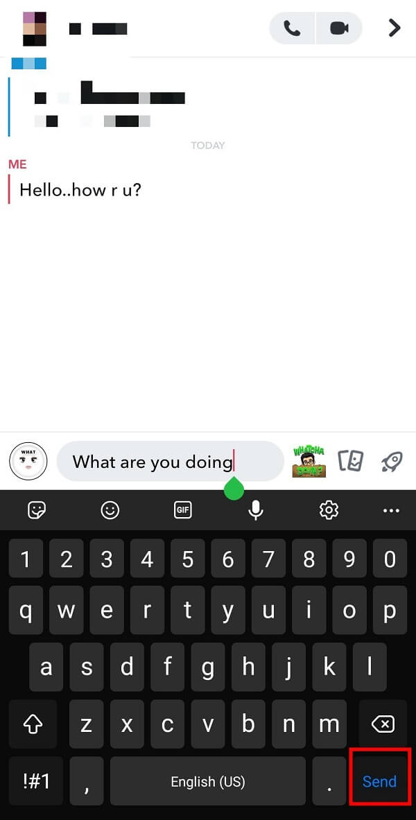 Selecione o contato que deseja conhecer e toque no chat dele.