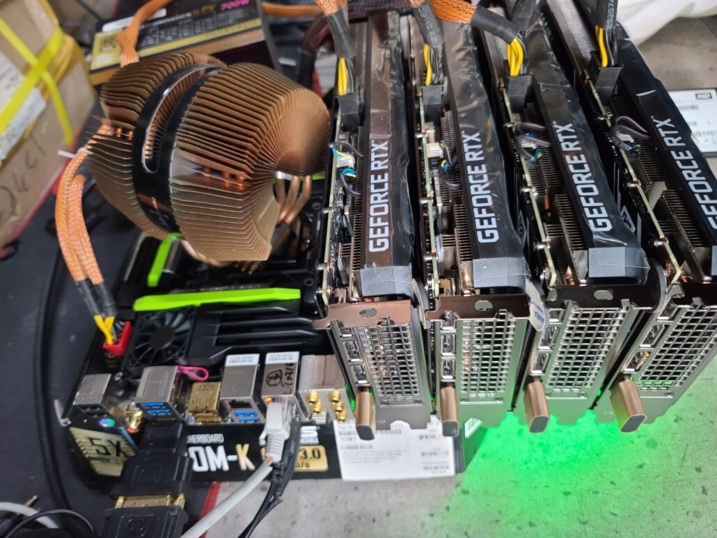 Mineiros mostrando várias placas gráficas NVIDIA GeForce RTX 3060 rodando com limite de taxa de hash ignorado usando os drivers BETA que vazaram.