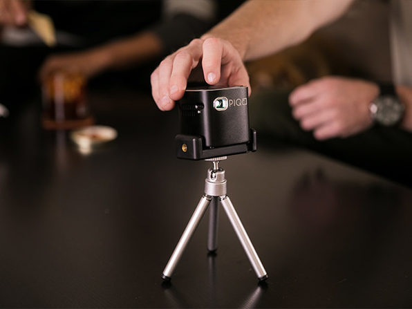 PIQO 1080p Mini-Projector