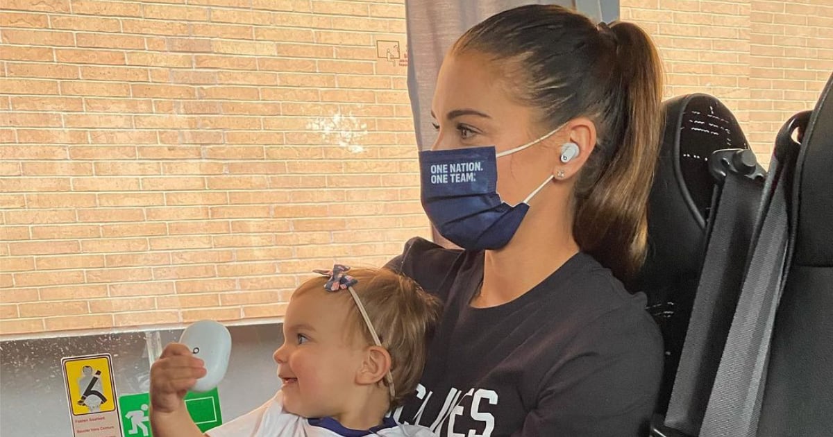 Alex Morgan Beats Studio Buds