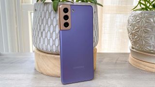 best waterproof phone: Samsung Galaxy S21