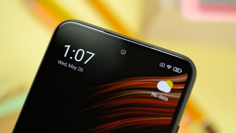 NextPit POCO M3 Pro 5G câmera frontal