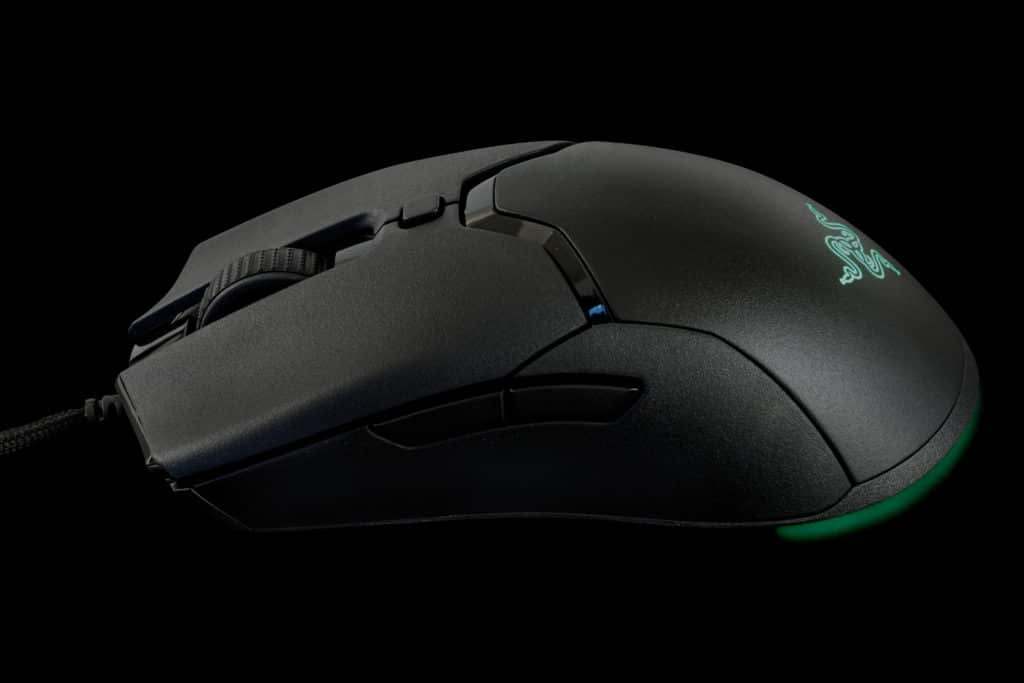 Razer Viper Mini com fio Vista lateral esquerda do mouse para jogos